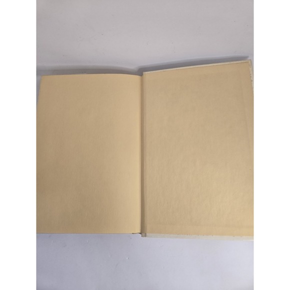 Lot Of 5 Holy Bible Vintage bibles and two study guides good condition Childrens - Picture 12 of 16